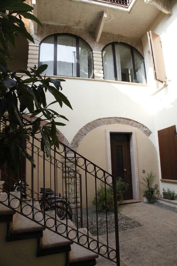 Mirko Verona
